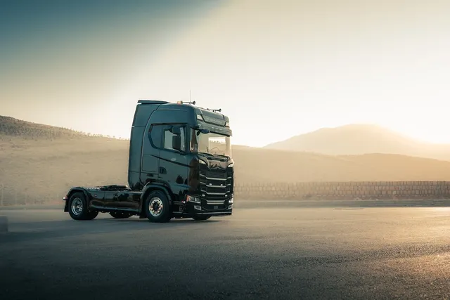 AMORTYZATOR SCHOWKA SCANIA R